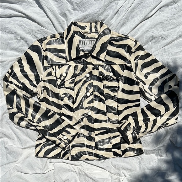 BB Dakota Jackets & Blazers - Vintage BB Dakota Black and White Zebra Print Leather Style Jacket